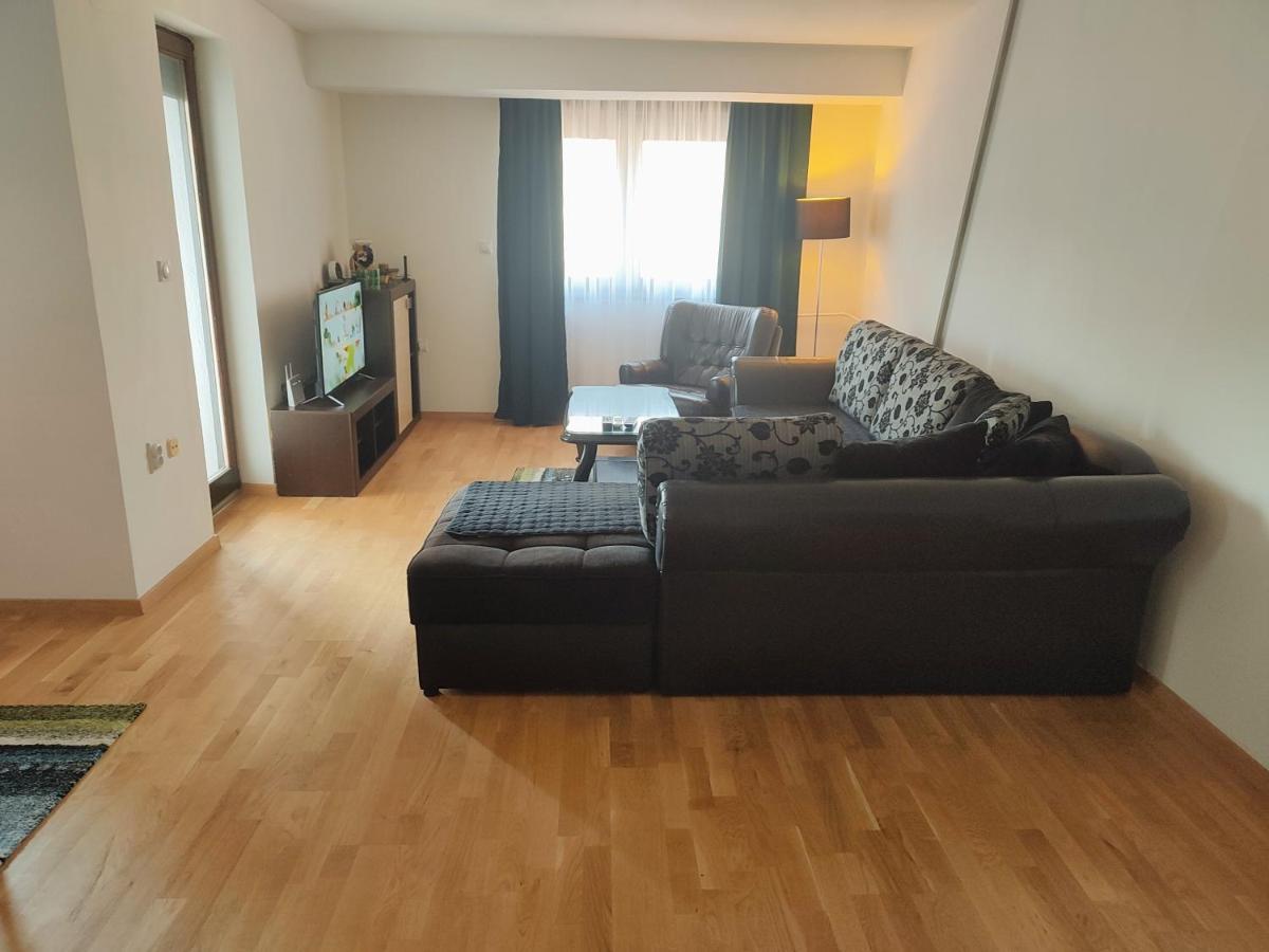 Antoni Apartment Skopje Esterno foto
