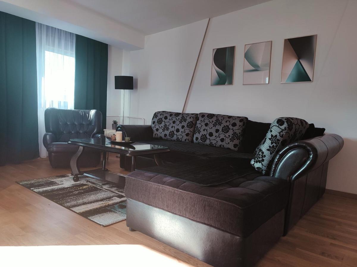 Antoni Apartment Skopje Esterno foto