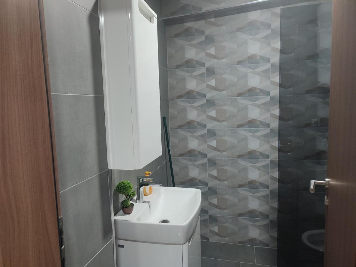 Antoni Apartment Skopje Esterno foto